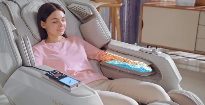 Falcon DT PDP In Chair Feature 5