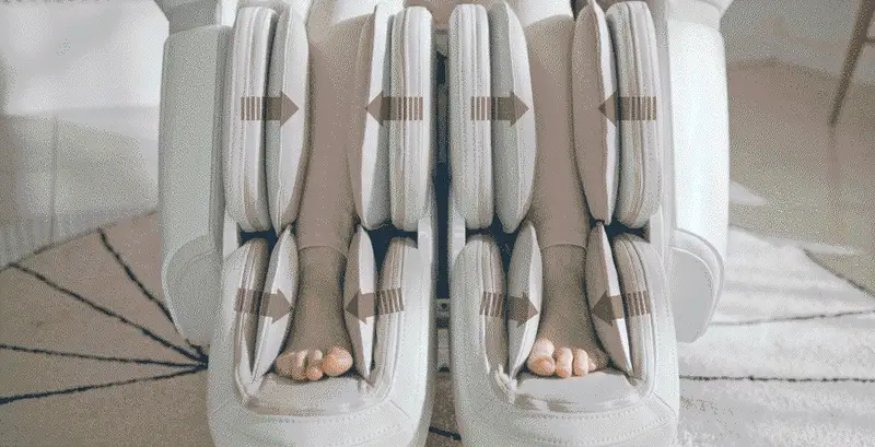 Familie DT PDP In Chair Feature 2